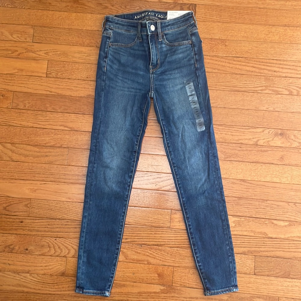 NWT American Eagle Hi-Rise Jegging